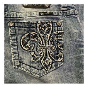 Miss Me Women’s Distressed Boot Cut Embellished Jeans Sz 28